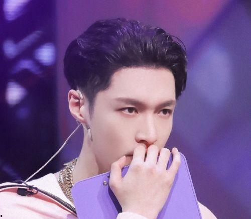 娱乐吃瓜君华晨宇