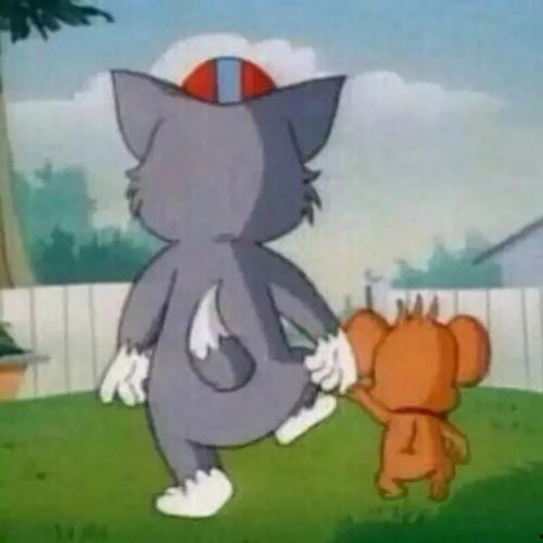 娱乐吃瓜酱鼠鼠头像