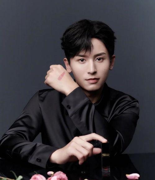 娱乐圈吃瓜群龚俊是谁啊,从默默无闻到星光熠熠